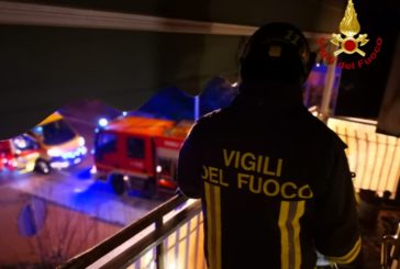 Va a fuoco la caldaia sul terrazzo: 2 anziani al pronto soccorso