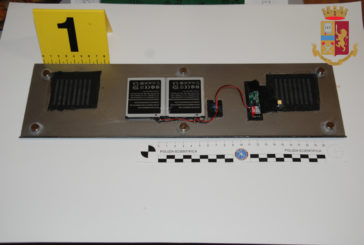 Individuati e sequestrati dalla Polizia “Skimmer” per la clonazione di bancomat