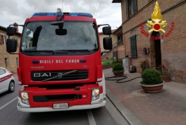 Incendio a Siena: 4 abitazioni inagibili