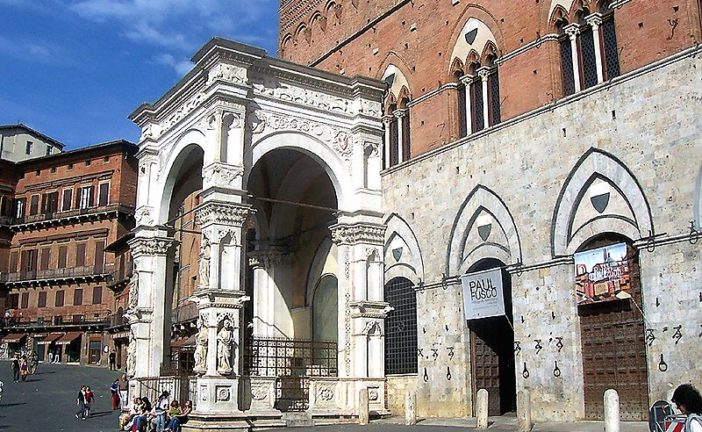 Persone scomparse: la Cappella di piazza si illumina di verde