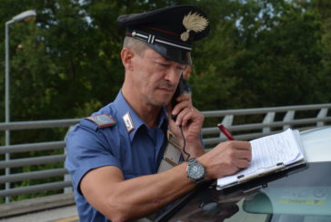 Ruba vini pregiati con un astuto stratagemma: identificata dai Carabinieri