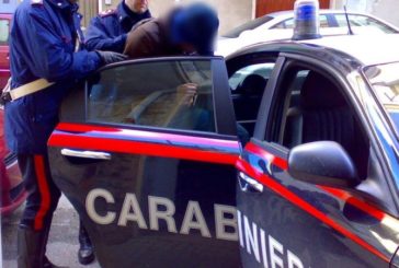 Ubriaco molesta una donna e aggredisce i Carabinieri: arrestato