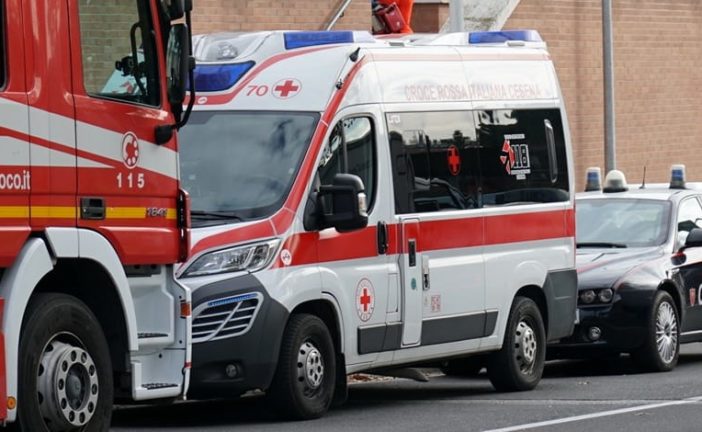 Incidente in via Gigli: gravissimo un 33enne, ferite altre due persone
