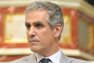 FOA ACCOGLIE LA RICHIESTA DELLA VIGILANZA E SI DIMETTE DA RAI COM