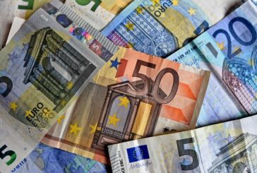 LA PRESSIONE DELLE TASSE SUI CONTRIBUENTI ONESTI E' AL 48%