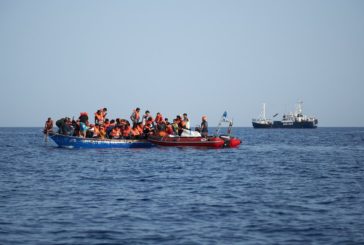 A POZZALLO SBARCANO 47 MIGRANTI, 44 SOCCORSI DALLA ALAN KURDI
