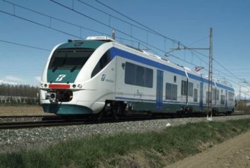 TRAFFICO FERROVIARIO IN TILT PER UN INCENDIO, RITARDI E CANCELLAZIONI