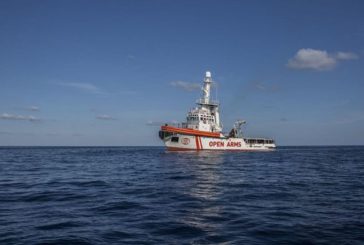 OPEN ARMS SOCCORRE 52 MIGRANTI NEL MEDITERRANEO, STOP DAL VIMINALE