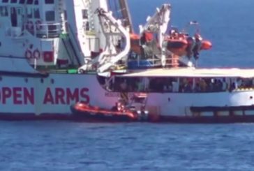 OPEN ARMS, SPAGNA OFFRE PORTO SICURO MA ONG RIFIUTA