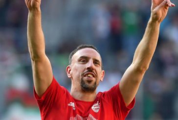 RIBERY SBARCA A FIRENZE, ENTUSIASMO FRA I TIFOSI