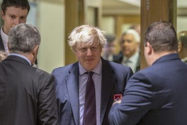 BREXIT, JOHNSON VUOLE STOP PARLAMENTO FINO A OTTOBRE, CAOS NO DEAL