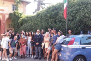 Gli studenti canadesi incontrano la Polizia di Siena