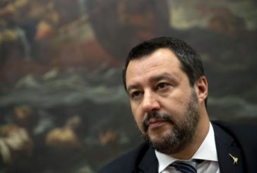 GOVERNO, SALVINI "LUNEDÌ SARÒ IN PIAZZA"