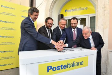 TERREMOTO, APERTO UN NUOVO UFFICIO POSTALE NEL CUORE DELL'AQUILA