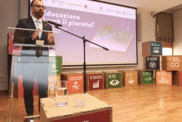 Fioramonti: “Aumentare gli stipendi ai docenti e stimolare gli studenti all’innovazione”