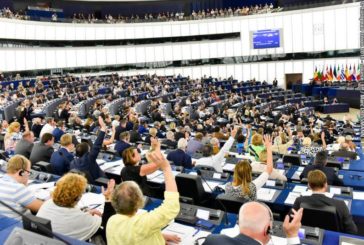 L'EUROPARLAMENTO "CHIUDE I PORTI" ALLE ONG