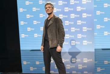 FIORELLO RIPARTE DA RAIPLAY "A QUASI 60 ANNI SONO IL NUOVO CHE AVANZA!"