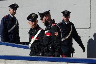 Minaccia i parenti con un fucile: anziano in stato confusionale ricoverato a Nottola