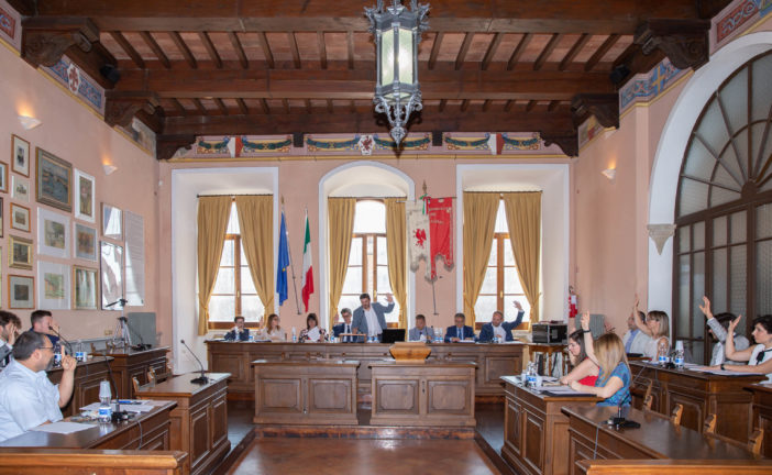 Montepulciano: il Consiglio Comunale approva l’odg a tutela di Mps