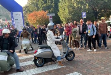 Vespa Piaggio sfilano al Festival dello sport di Trento