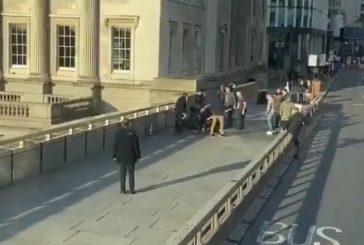 PAURA A LONDRA, ACCOLTELLAMENTI SUL LONDON BRIDGE