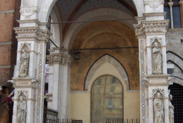 La Cappella di piazza del Campo si illumina di giallo