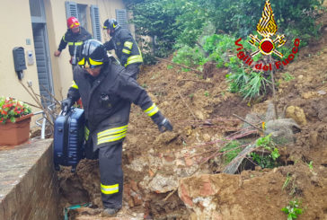 Maltempo: frana in via del Costone. Evacuate 13 persone