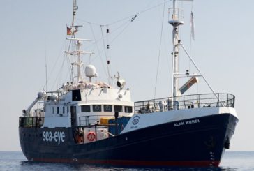 ALAN KURDI E' ARRIVATA A POZZALLO CON 32 MIGRANTI A BORDO