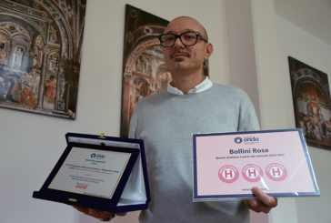 Tre “bollini rosa” per il Policlinico di Siena