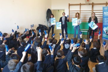 Trequanda: consegnate le borracce ecologiche agli studenti