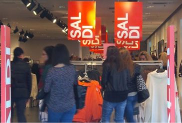 DA DOMANI I SALDI INVERNALI, ACQUISTI PER 4 ITALIANI SU 10
