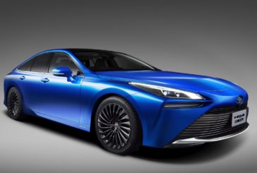 Toyota, nel futuro a zero emissioni ci sono l'ibrido e l'idrogeno