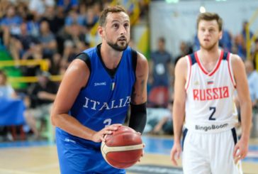 San Antonio al tappeto nella notte Nba, 15^ di fila per Toronto
