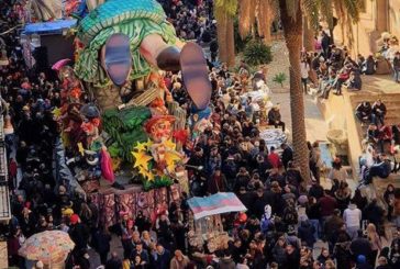 Tragedia al Carnevale di Sciacca, bimbo muore cadendo da un carro