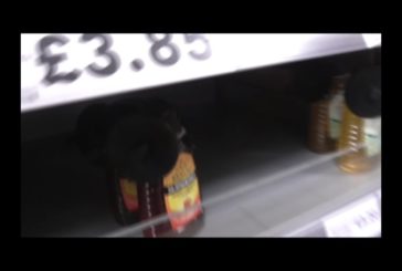 Coronavirus, a Londra scaffali vuoti nei supermercati