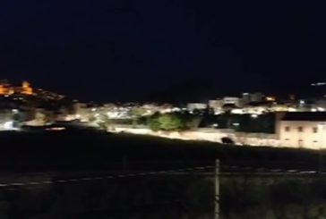 A Siculiana protesta con pentole e coperchi contro arrivo 32 migranti