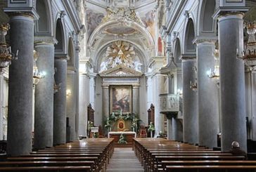 Niente messe aperte ai fedeli, Cei "Si viola la liberta' di culto"