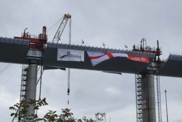 Genova ha di nuovo il suo ponte, completato il varo