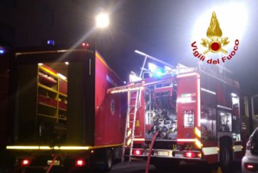 Incendio in un appartamento a Siena: tre persone evacuate