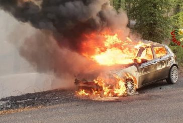 Vigili del fuoco: intervento in Amiata per un’auto in fiamme