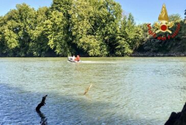 Aereo nel Tevere, recuperato il corpo del ragazzo disperso