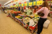 Lavoratrici e lavoratori della Lidl in sciopero il 24 maggio