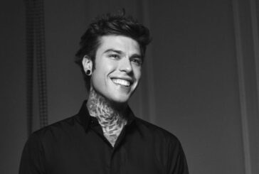 Fedez torna con il nuovo singolo "Bimbi per strada"