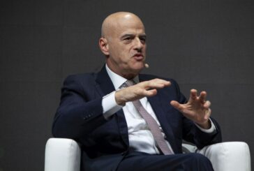 Eni punta a tagliare al 2050 l'80% delle emissioni