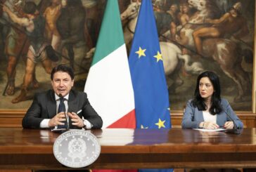 Scuola, Conte "Un miliardo per ripartire in piena sicurezza"