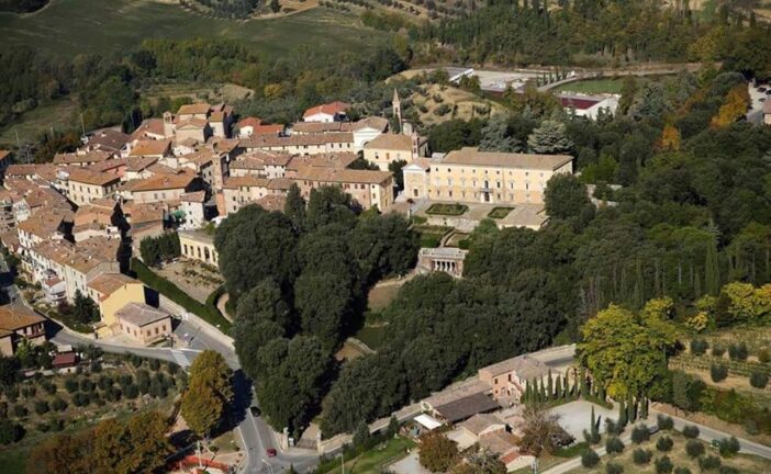 A Castelnuovo: attiva la ZTL dal 16 giugno al 17 settembre