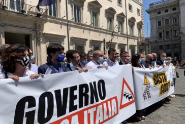 Salvini "La Liguria ostaggio di Pd e M5S, sbloccare i cantieri"