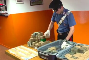 In Taxi con 50 kg di hashish, tre arresti a Torino