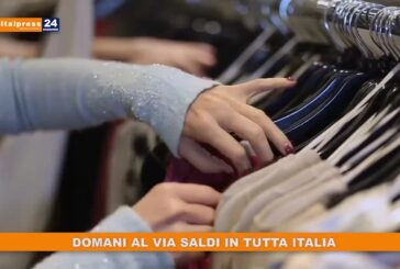 Domani al via i saldi i in tutta Italia, per Confcommercio spesa in calo