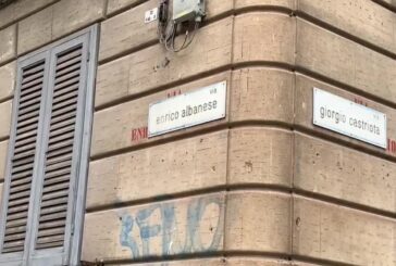 Palermo il giorno dopo il nubifragio, alberi abbattuti in centro